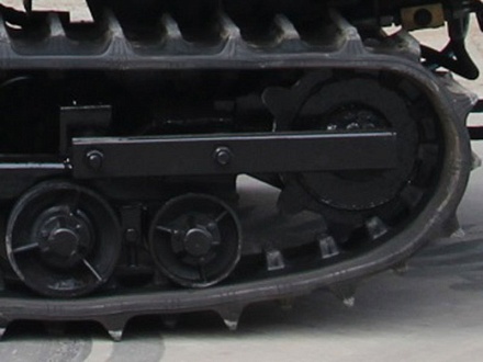 Буровая установка для бурения скважин на гусеничном ходу KW200R
